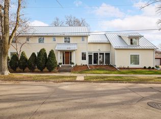2825 Chowen Ave S, Minneapolis, MN 55416