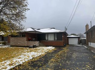 36 Sanatorium Rd #2, Hamilton, ON L9C1Y2