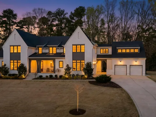 1608 Estate Valley Ln, Raleigh, NC 27613