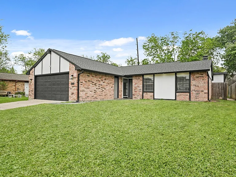 6711 Pickett Dr — Photo 33