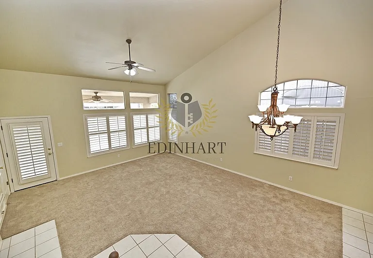 3750 W Vincent Ln — Photo 15