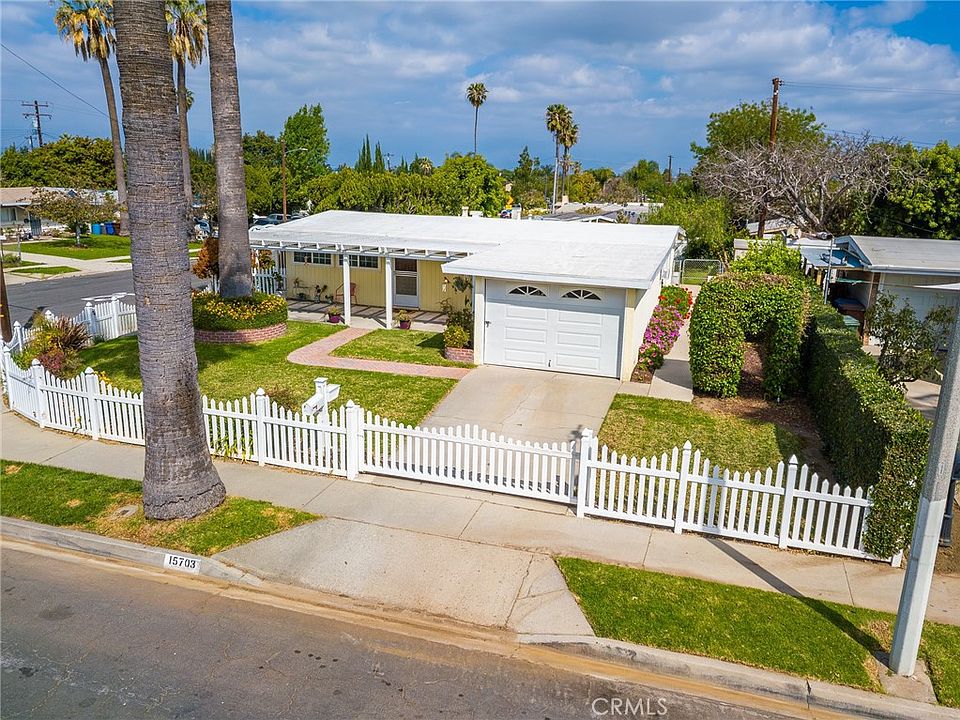 1st image of 15703 Lujon St