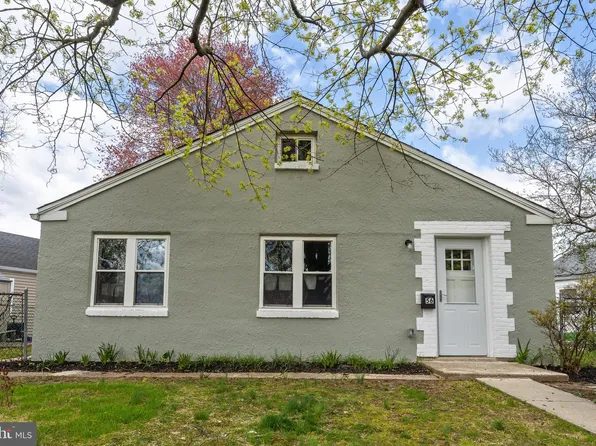56 Norman St, Aston, PA 19014