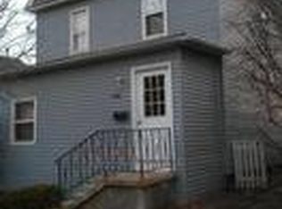 1517 Catalpa St, Waukegan, IL 60085