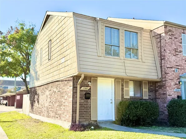 7980 Grove Ridge Dr, Houston, TX 77061