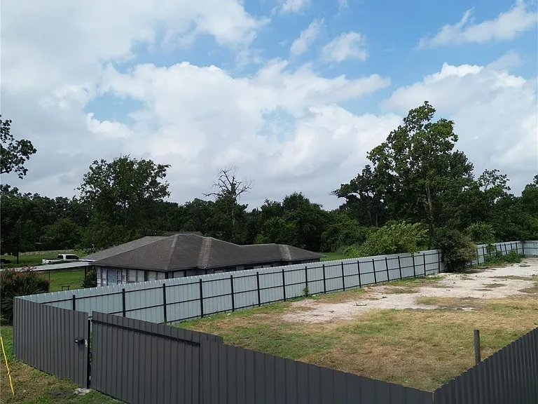 5301 Wayne St — Photo 10