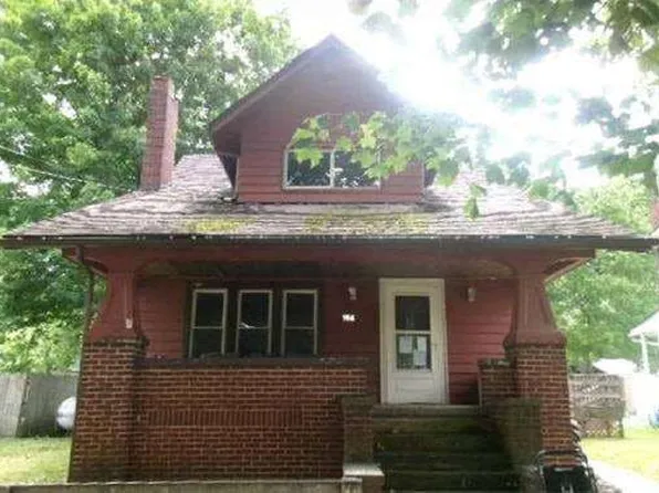 104 Hanna Ave, Adena, OH 43901