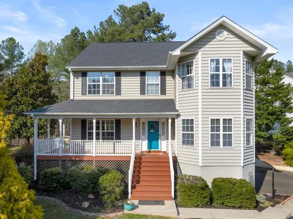 202 Maple Tree Ln, Barboursville, VA 22923