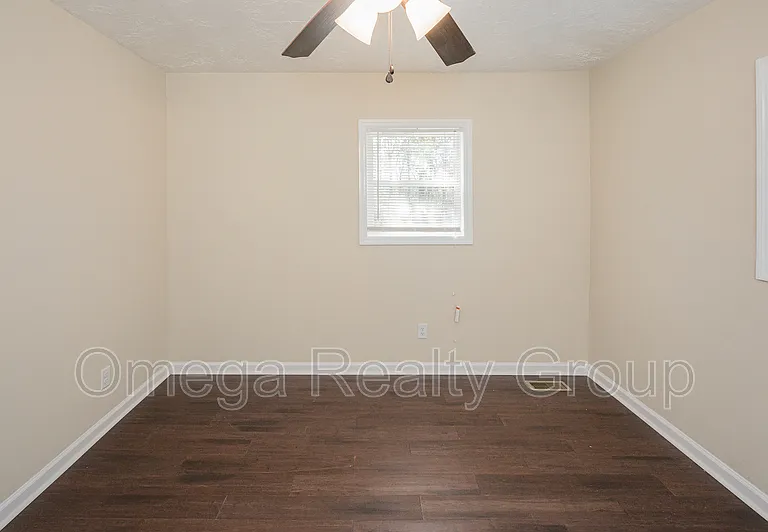 1808 Wilson Dr — Photo 29