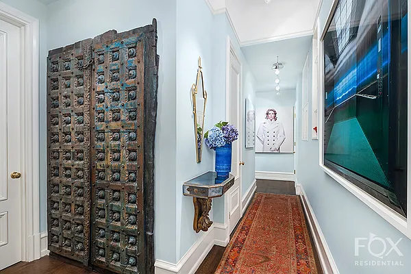 Sold by Fox Residential Group | media 25