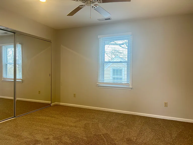 2703 Arctic Ave #B — Photo 17
