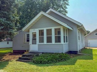 429 12th Ave NE, Hampton, IA 50441