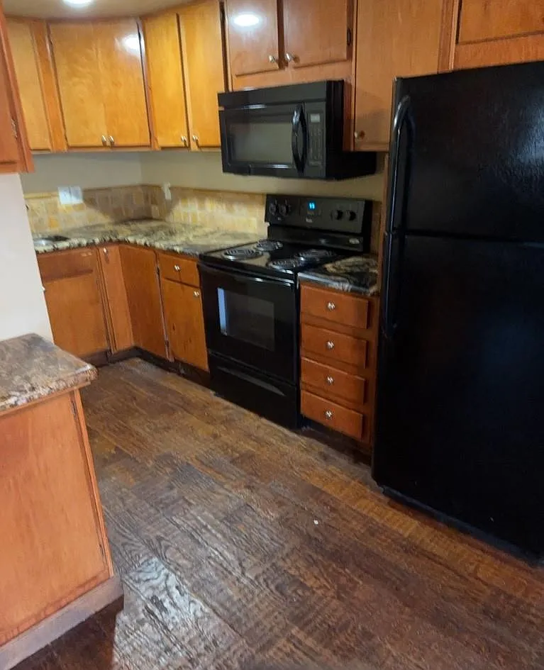 2 bed, 650 sqft, $1,075 — Photo 4