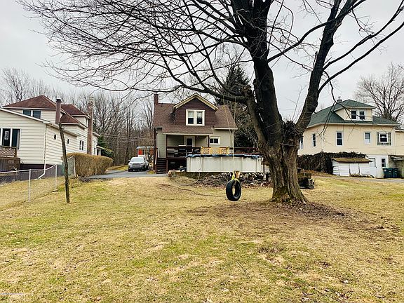 4th image of 155 Carbondale Rd