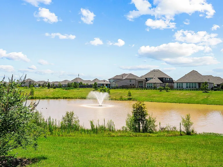 31051 Sun Valley Dr — Photo 44