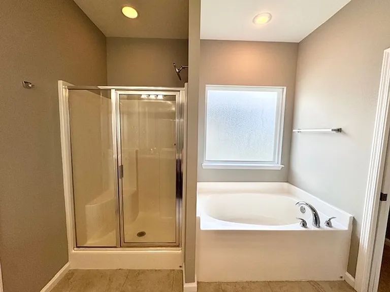 126 Farrah Ave — Photo 19