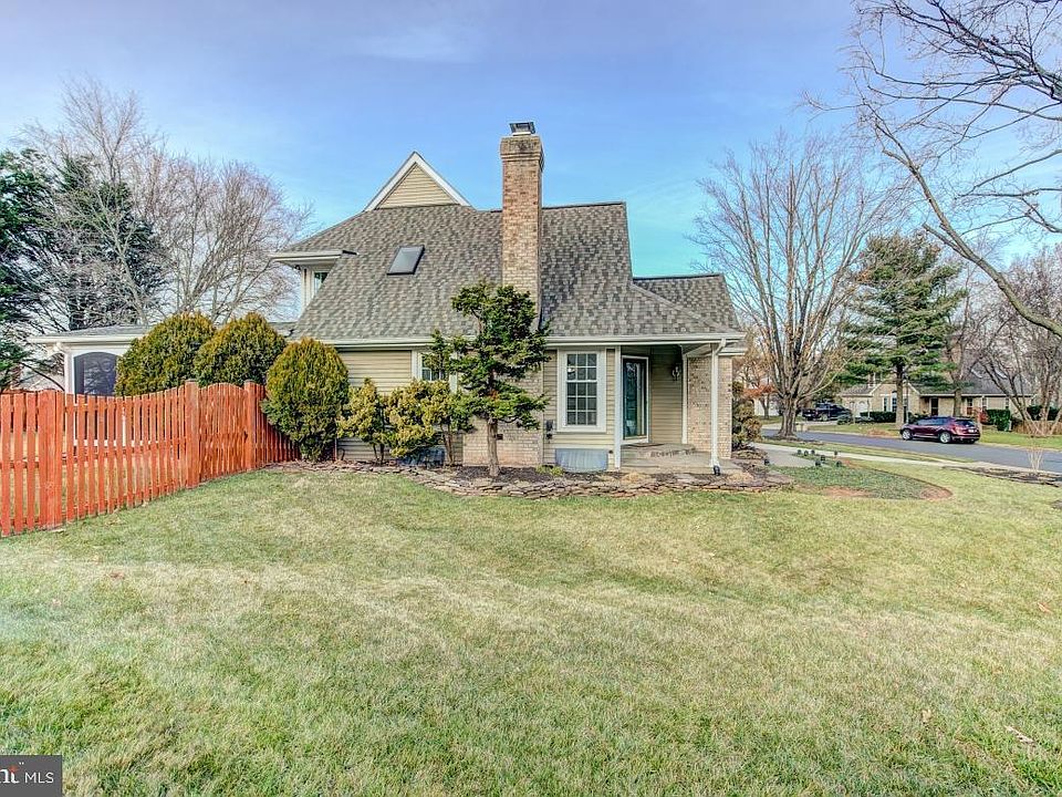 1st image of 13432 Muirkirk Ln