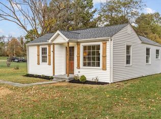 1274 Old Charlotte Rd, White Bluff, TN 37187