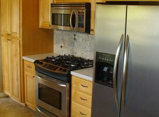 608 N Winchell St, Portland, OR 97217