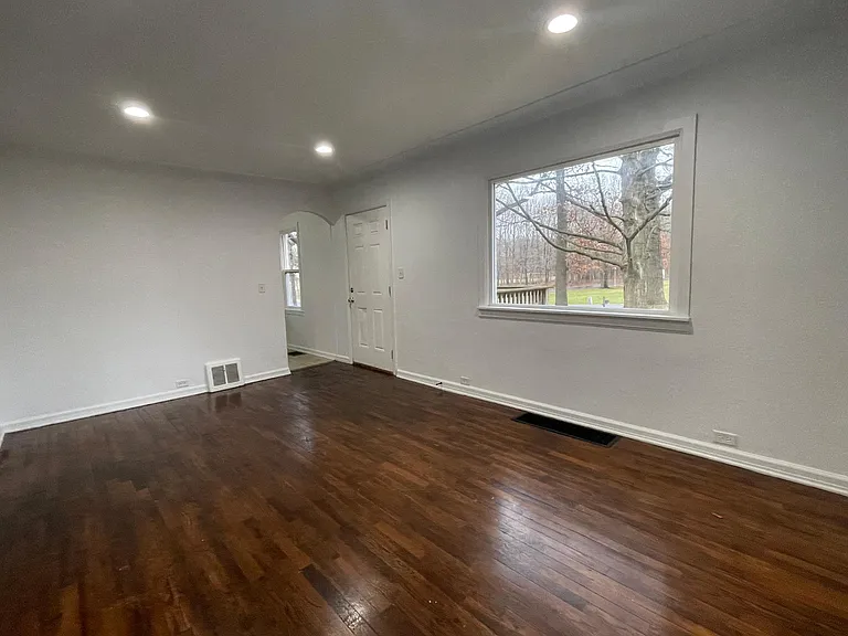 3045 Beckley Rd — Photo 9