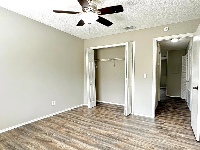 4124 Pershing Pointe Pl #2 — Photo 4