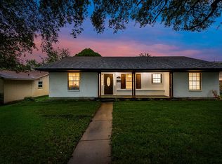 11215 Pelican Dr, Dallas, TX 75238