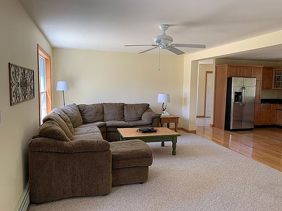 5th image of 114 White Birch Dr