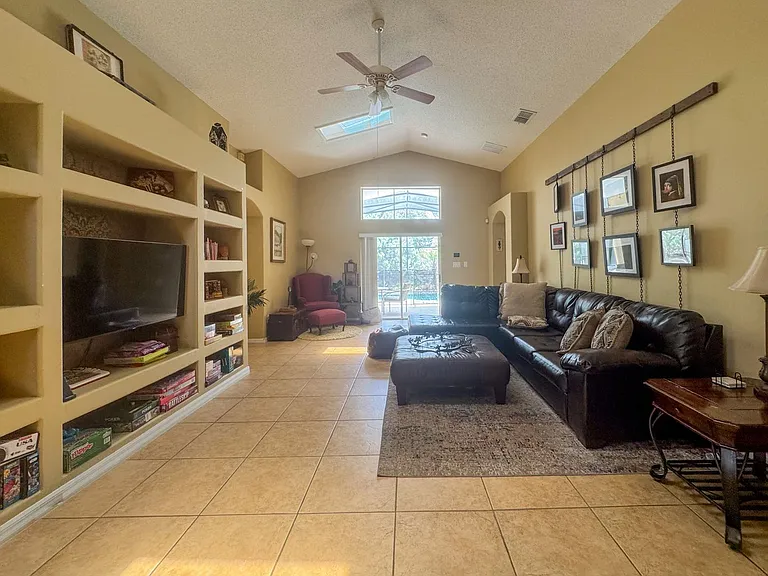 3154 Samosa Hill Cir — Photo 11