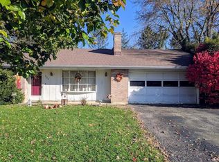 526 Merrick Dr, Dayton, OH 45434