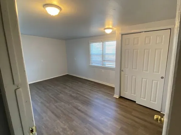 6941 E 75th Ave, Commerce City, CO