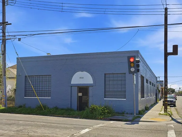 1000 Chanslor Ave — Photo 3