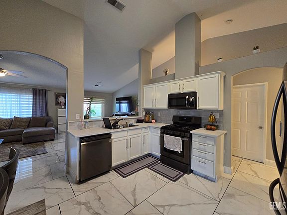 4th image of 1105 Statkowski Ct