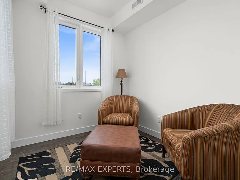 12 Beausoleil Ln #201 — Photo 8