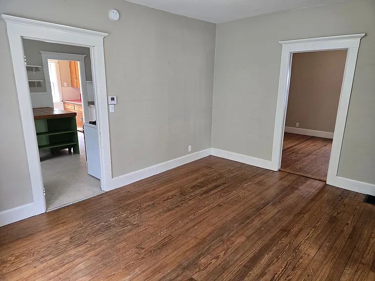 36 Woodbine Ave #34 — Photo 3