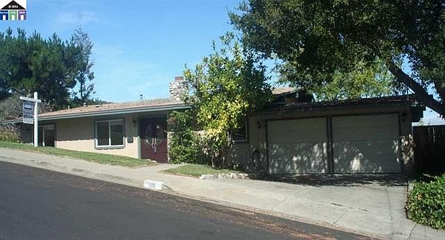 1st image of 915 Harbor View Dr