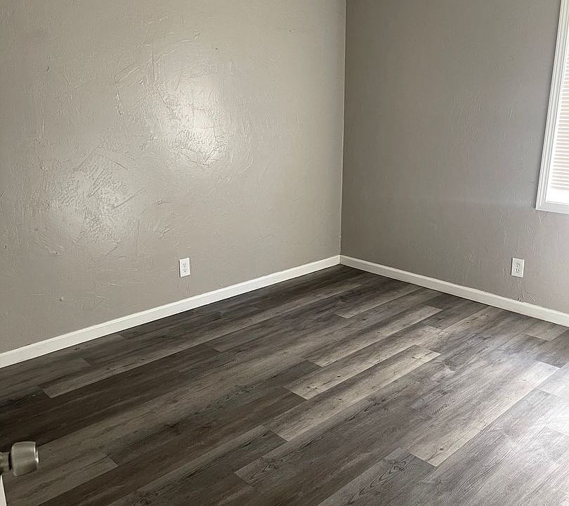1st image of 2718 Duncan Dr #A