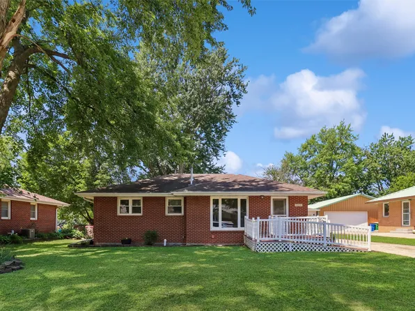 1111 N D St, Indianola, IA 50125
