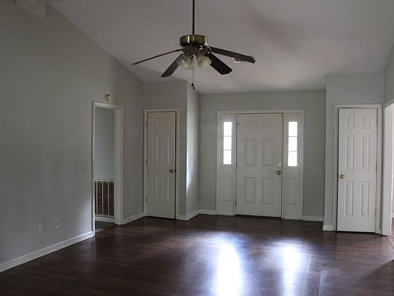 2nd image of 4049 Arrel Dr