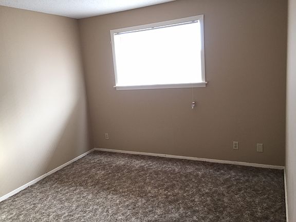 3rd image of 1600 N Washington Ave #15300965