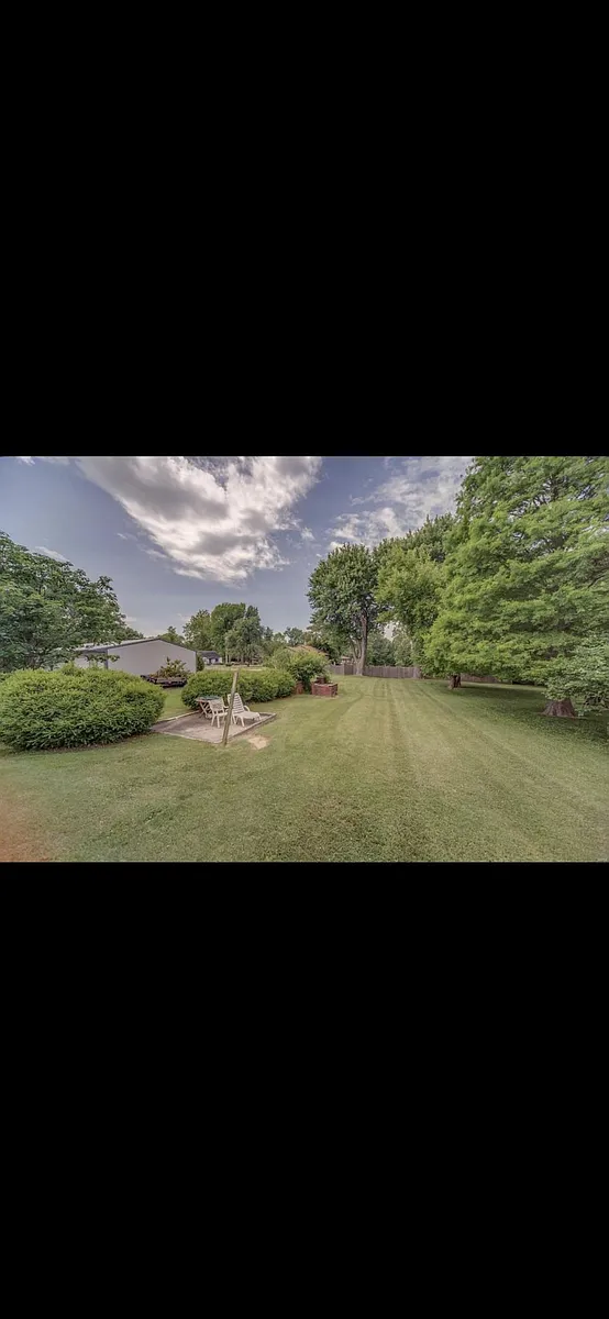 Building Photo - 9810 Bunkum Rd
