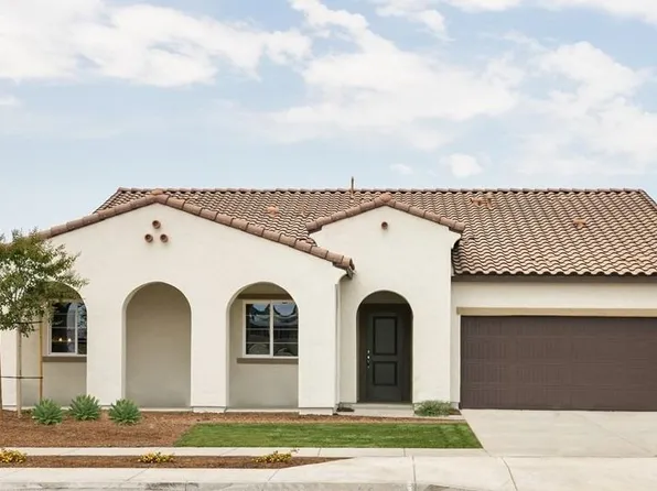 7307 Chetco River St, Bakersfield, CA 93311