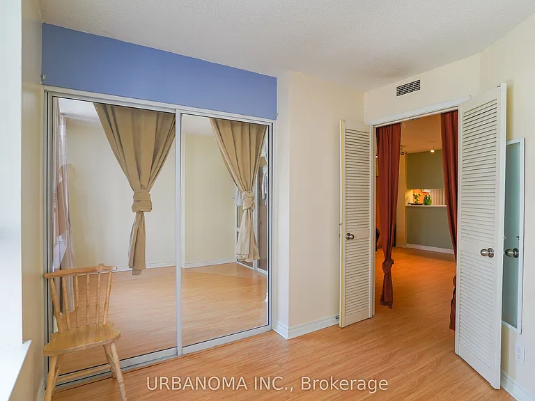 717 Bay St #409 — Photo 13