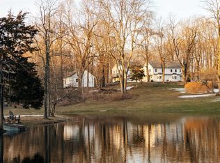 81-85 Academy Hill Rd, Red Hook, NY 12571