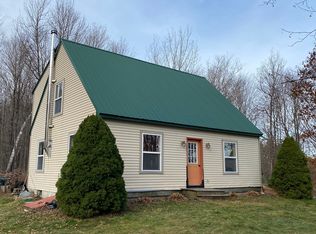 19 Broom St, Plainfield, MA 01070