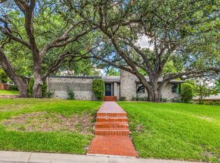 6458 Woodstock Rd, Fort Worth, TX 76116