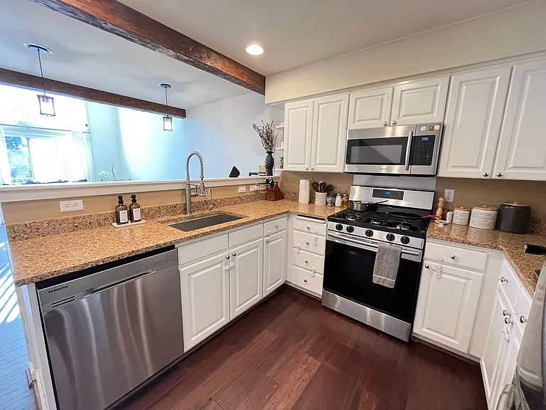 10272 NW Alder Grove Ln — Photo 6