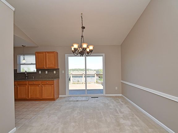 4th image of 3172 Drew Dr