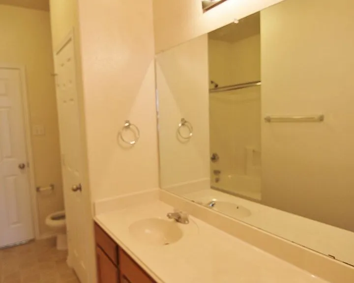 341 Placid Mdw — Photo 14