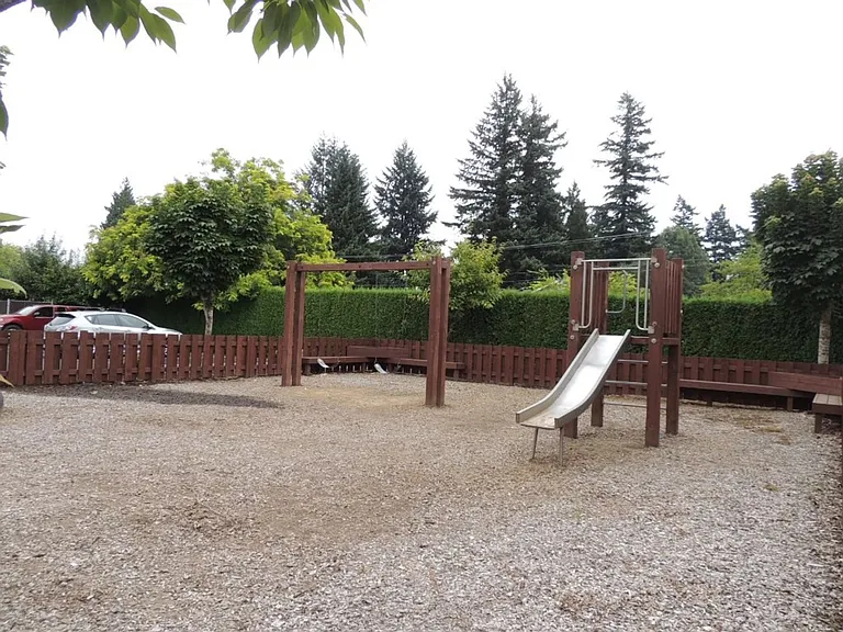 16733 NE Halsey St — Photo 28