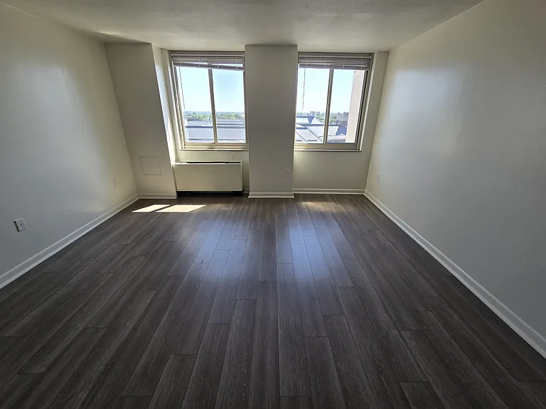 503 W Grace St #911 — Photo 7